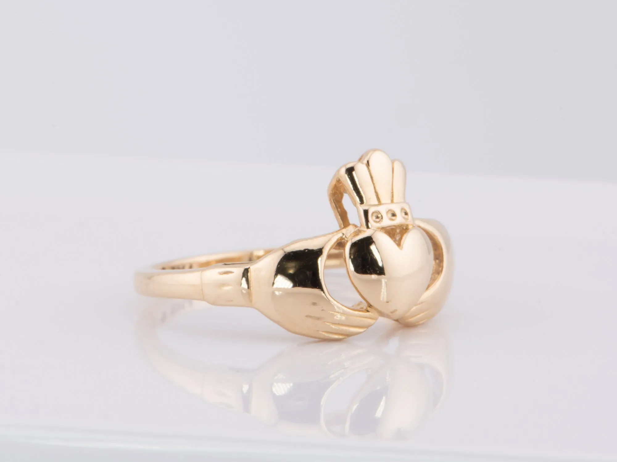 14K Gold Claddagh Ring Celtic Design R6597