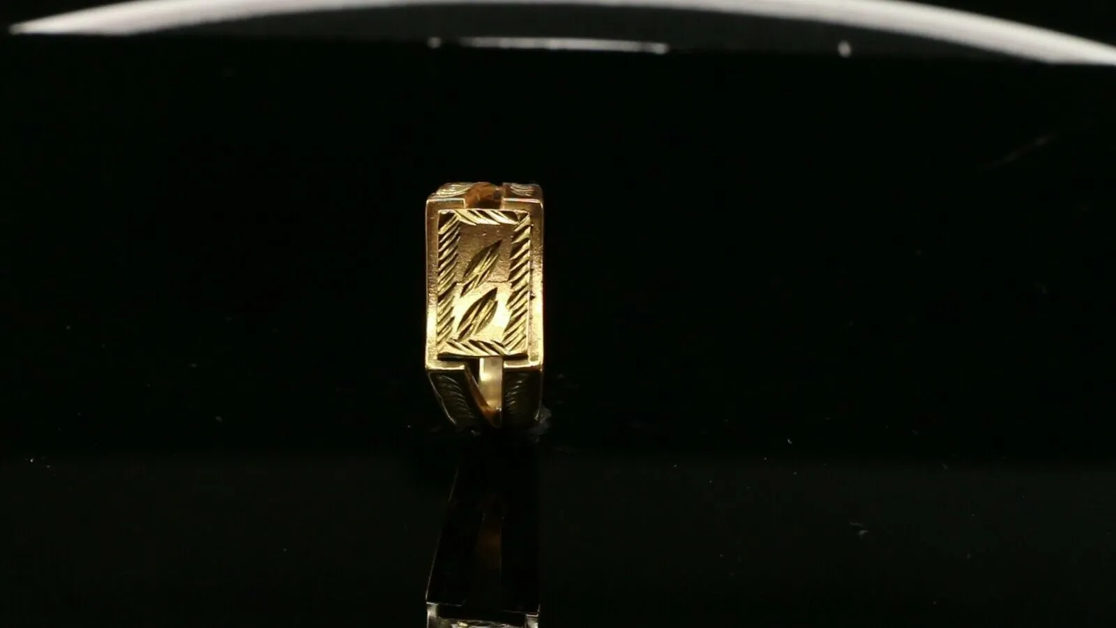 22k Ring Solid Gold ELEGANT Charm Mens Leaf Band SIZE 7.50 RESIZABLE r2446