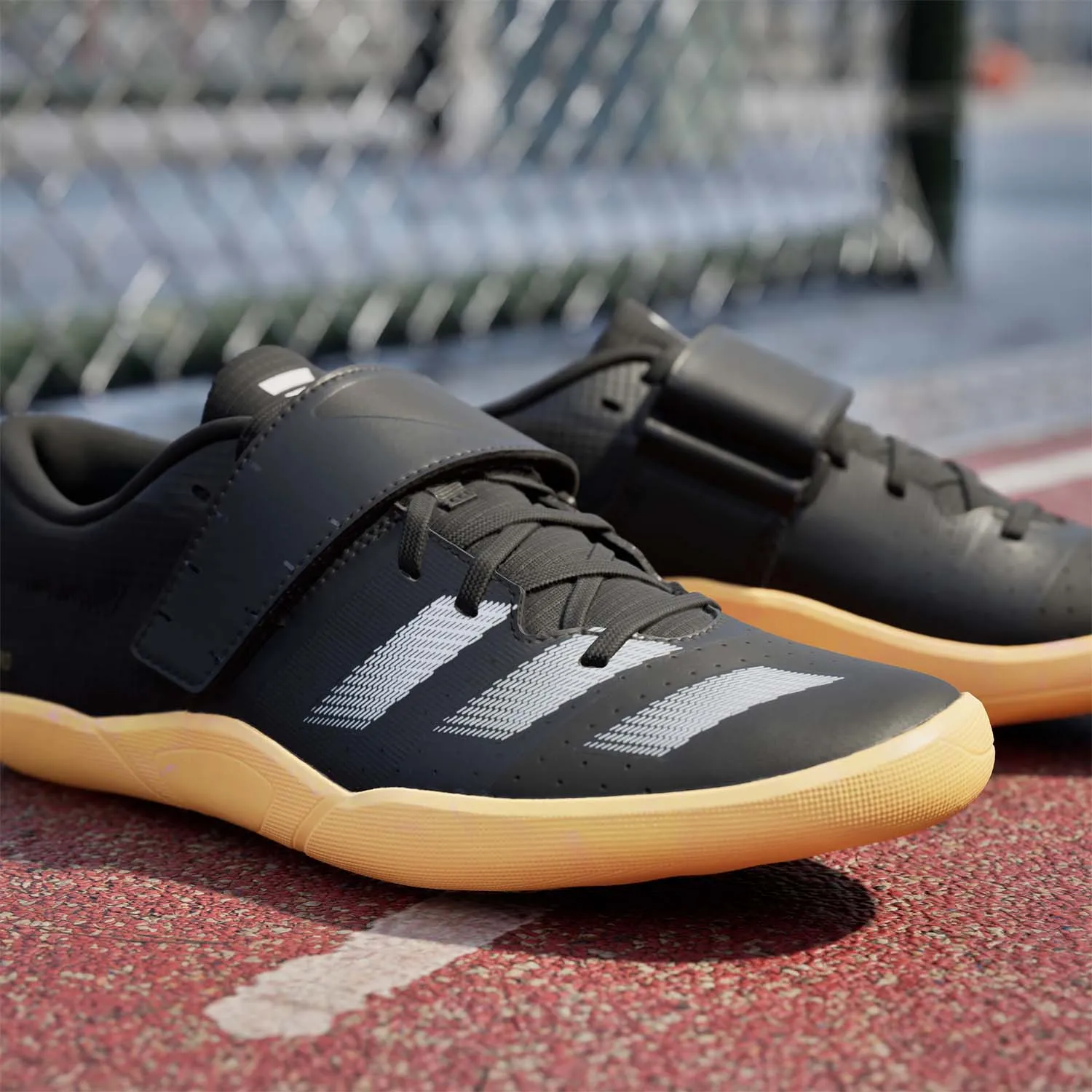 adidas adizero Throws  Core Black/Zero Metalic/Spark