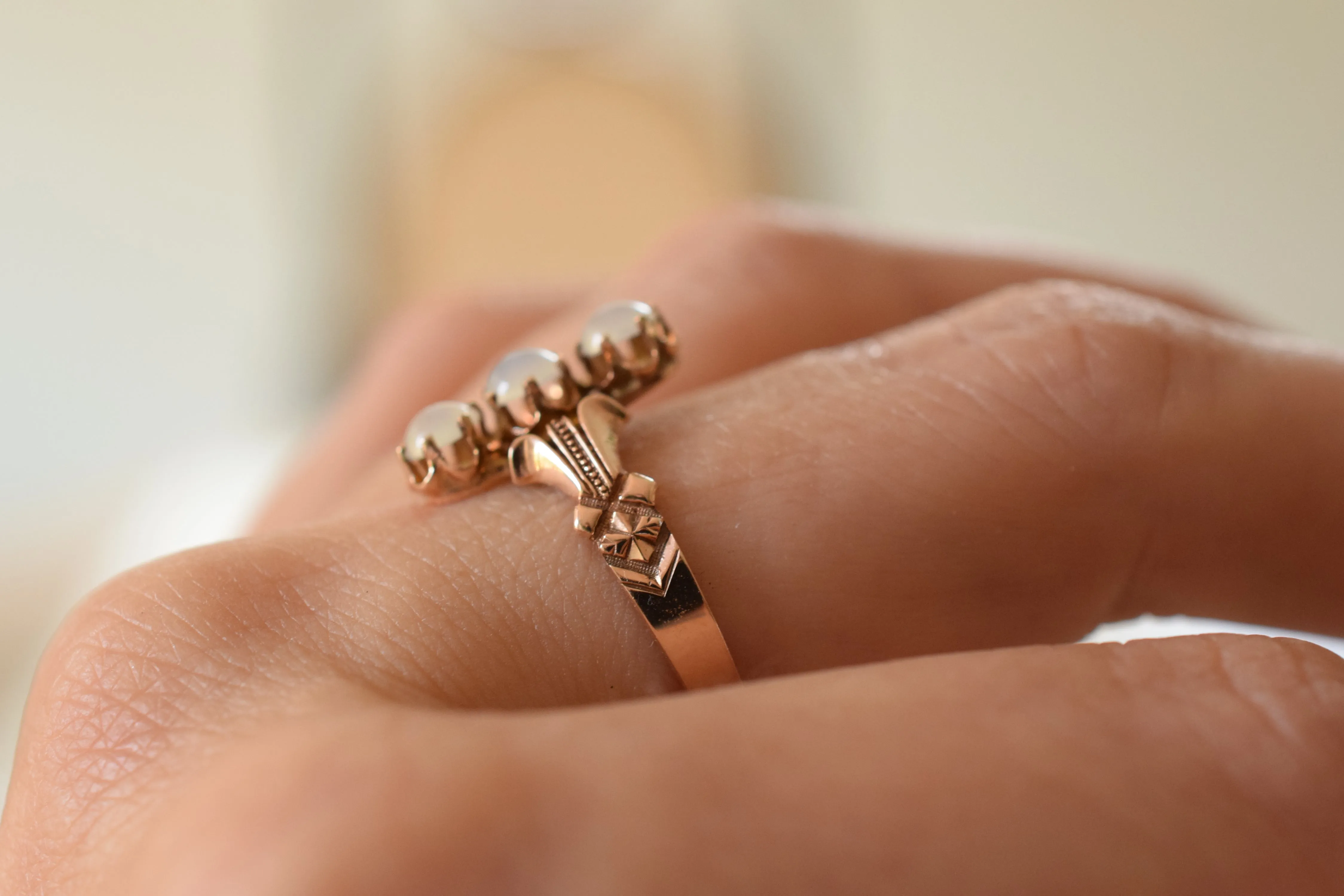 Antique Victorian Moonstone Ring