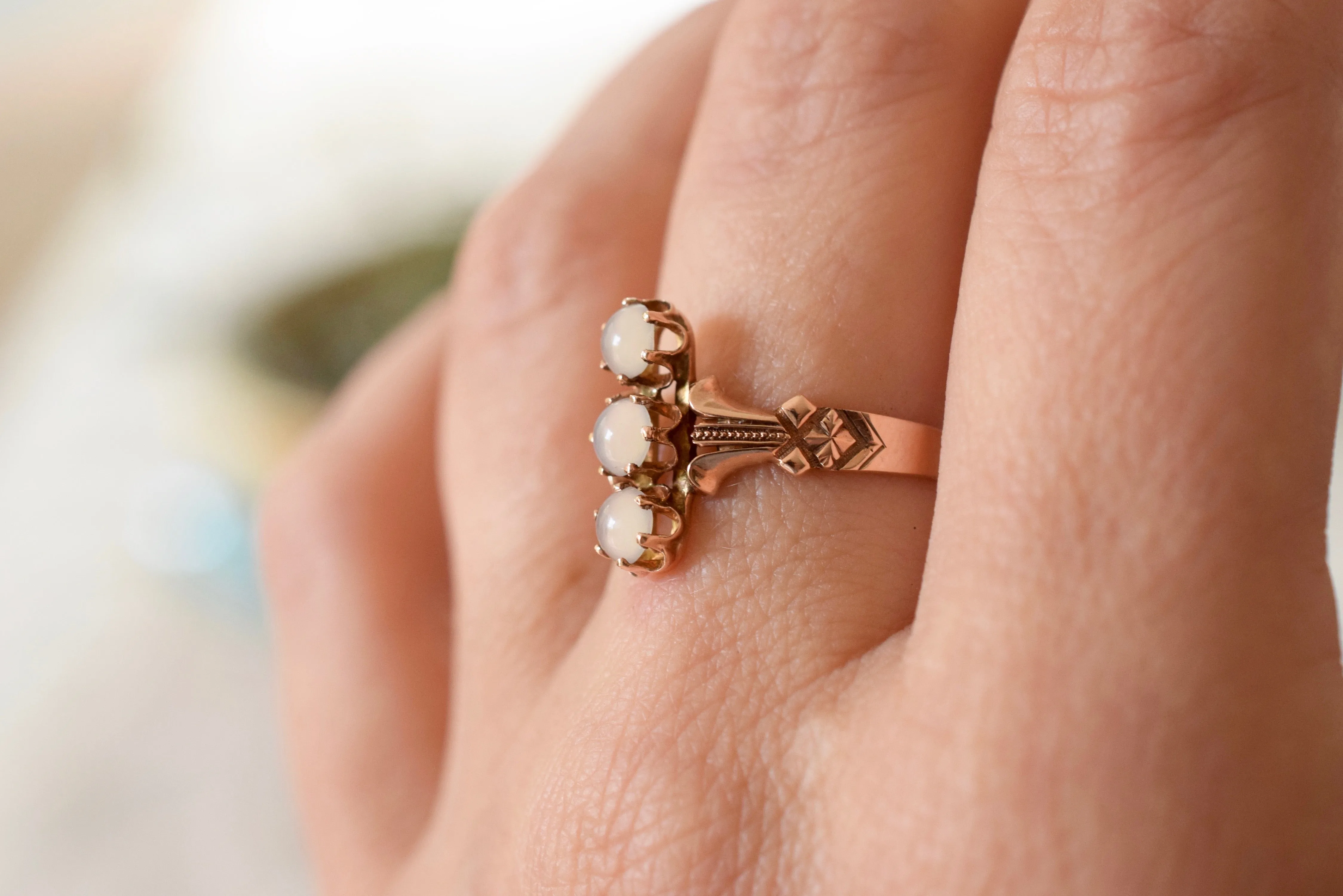 Antique Victorian Moonstone Ring