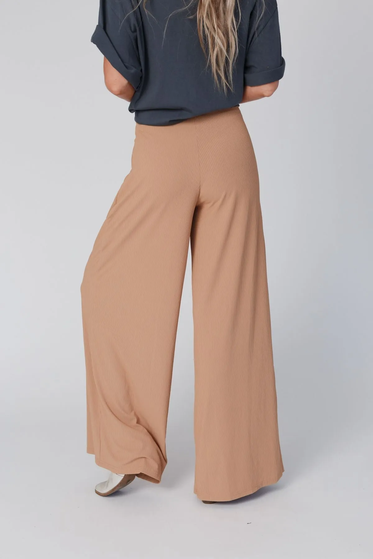 Big Thrills Palazzo Pants - Tan