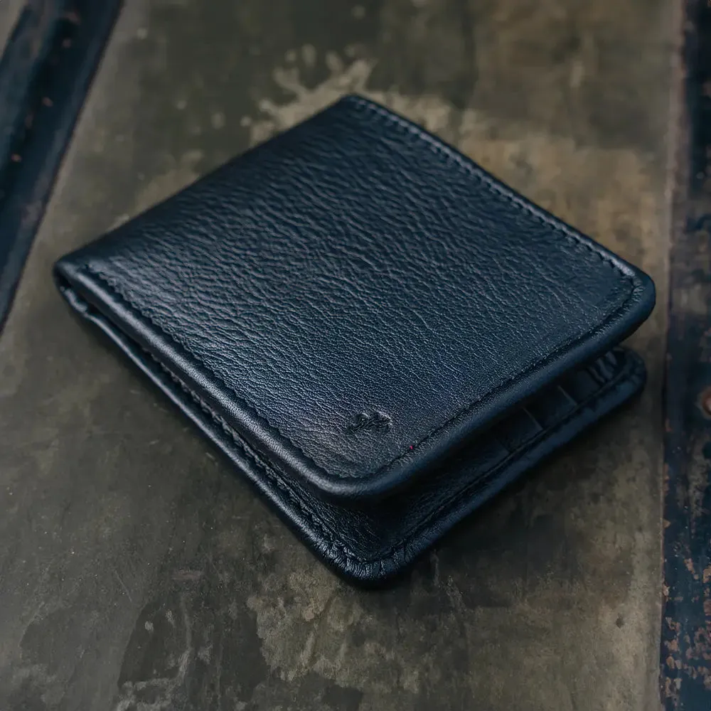 Billfold Wallet | Natural Grain Calfskin Leather | Obsidian