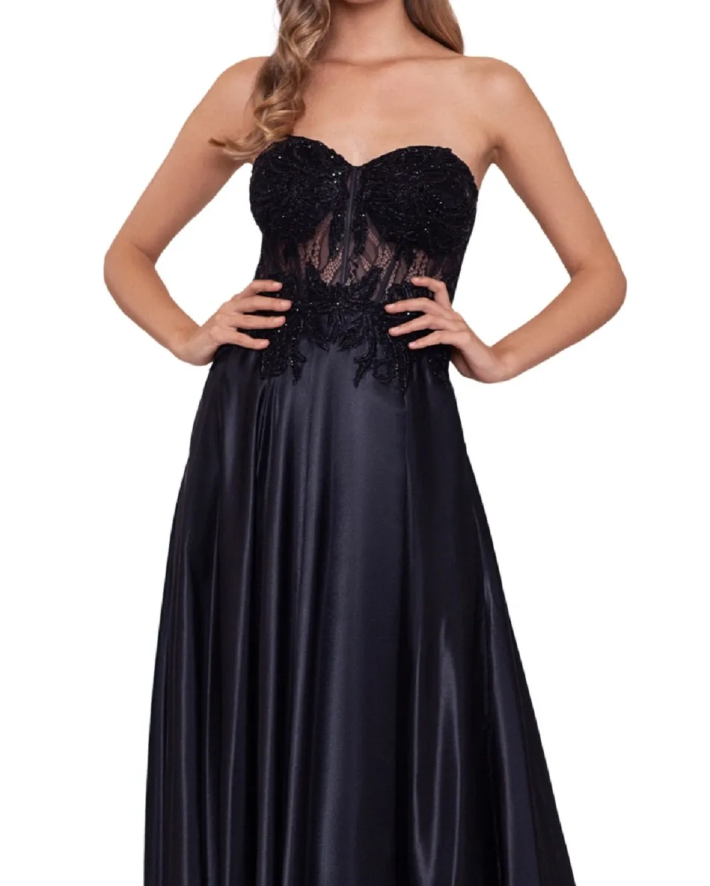 Blondie Nites Junior's Illusion Applique Charmeuse Gown Black Size 0