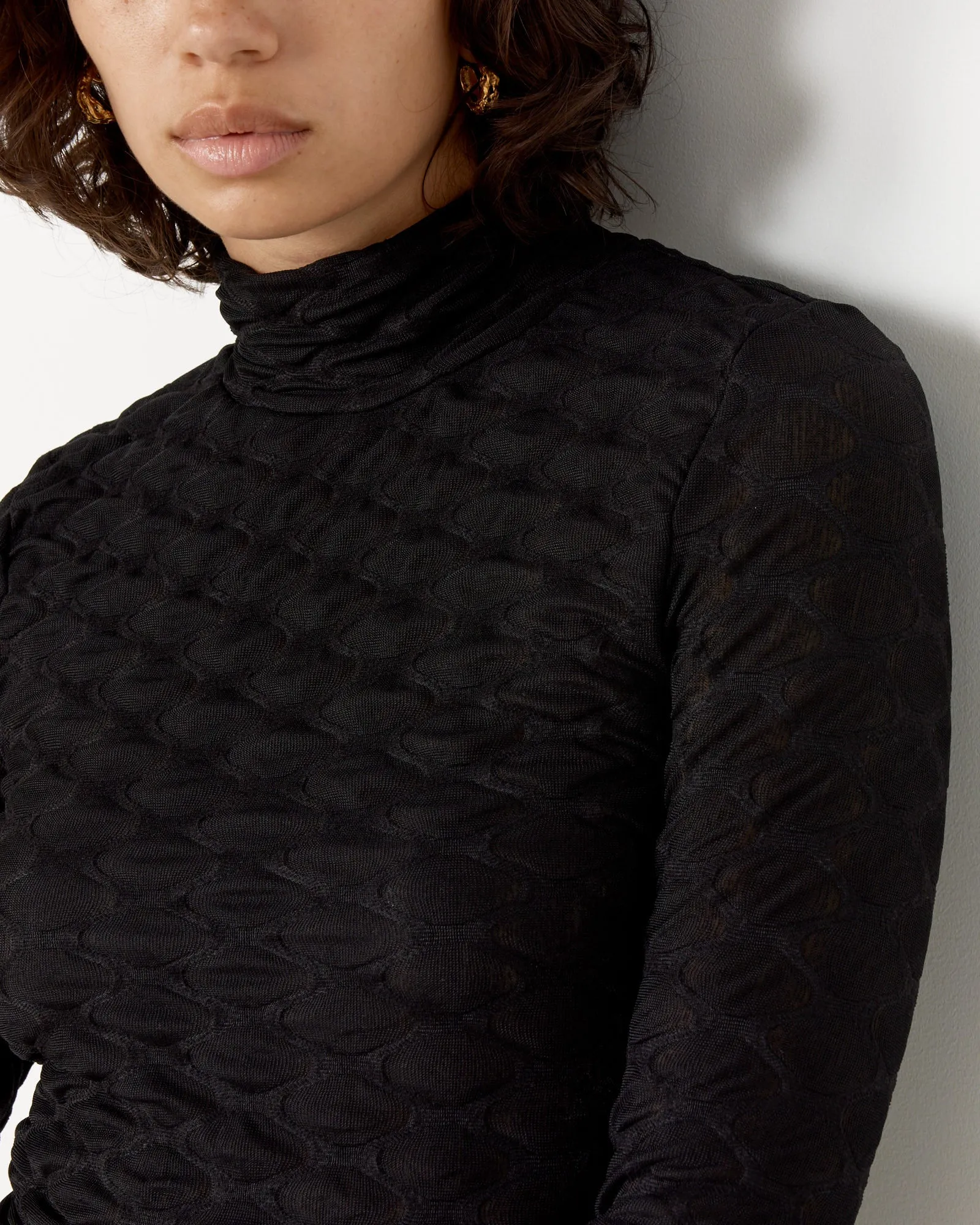 Bubble Wrap Turtleneck in Black