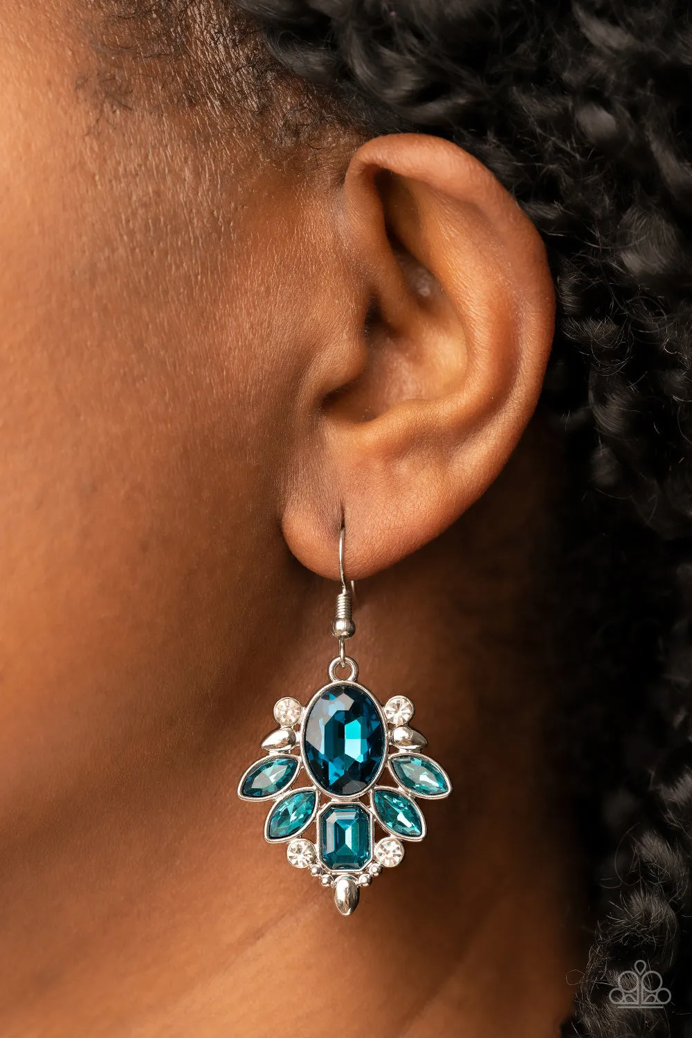 Glitzy Go-Getter - Blue Earring