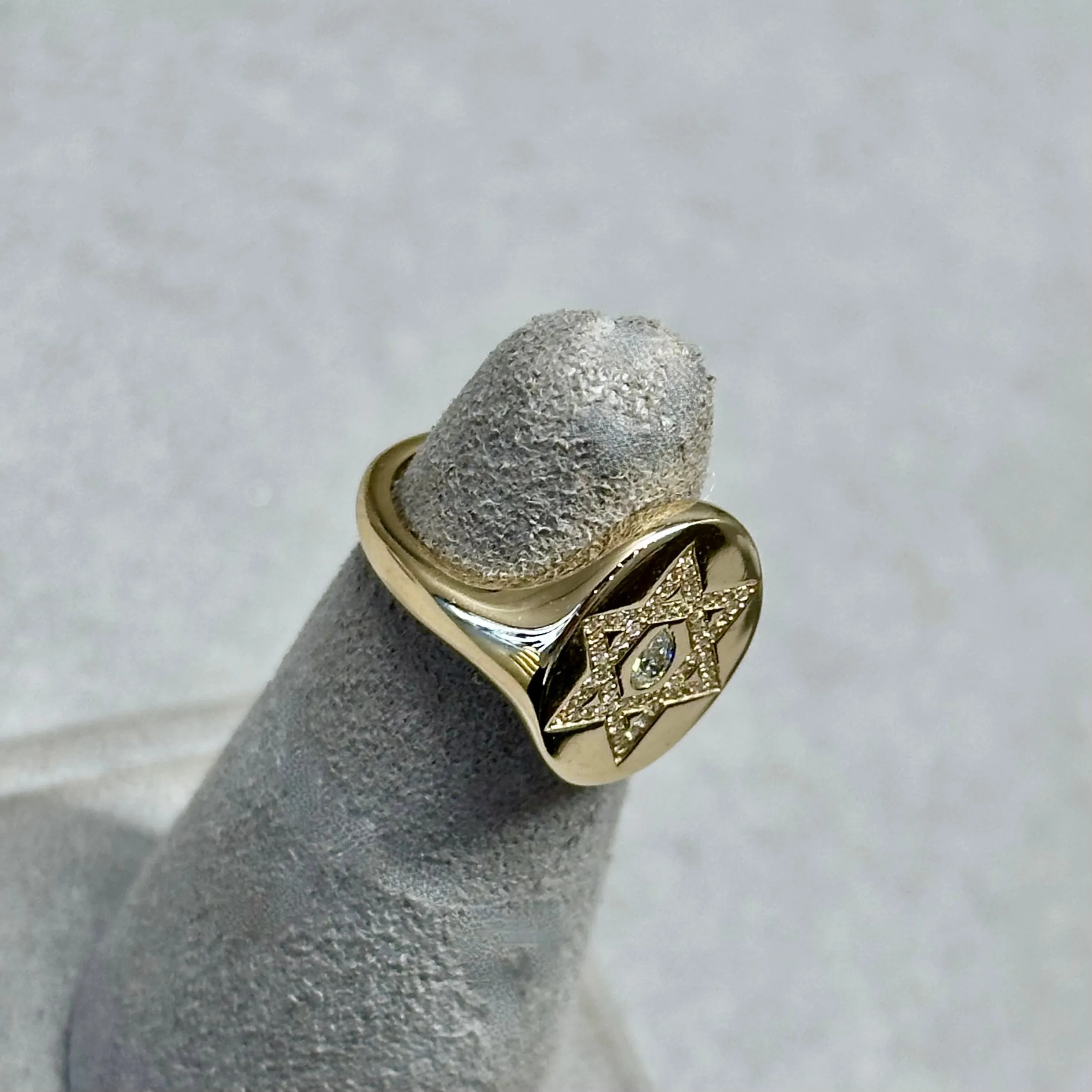 Isa - Star Signet Ring