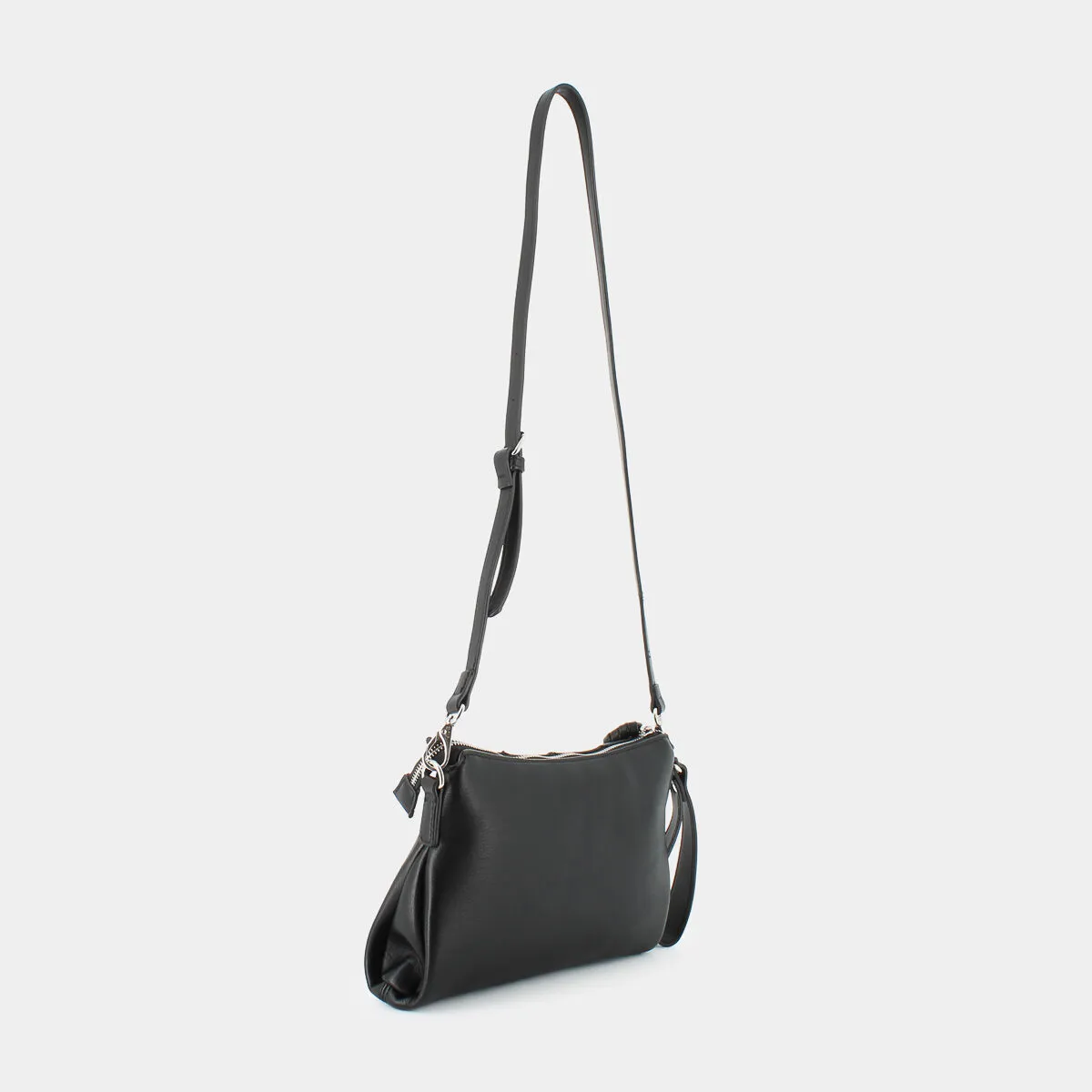 MB0535CH2BLACK- CLUTCH