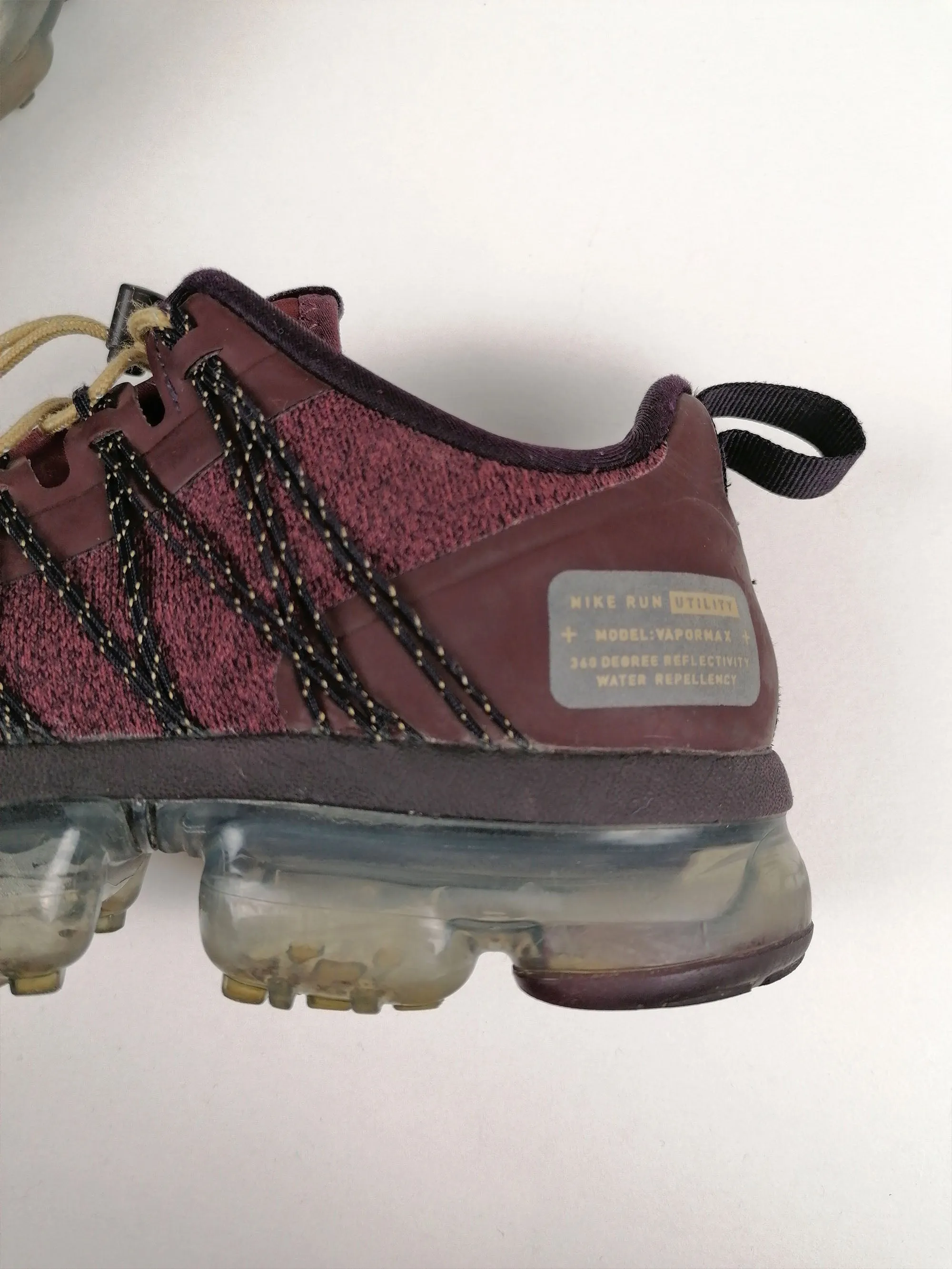 Nike Air VaporMax Run Utility Burgundy Crush 2018 Women's Sneakers  ~ size EU 38.5 / US 7.5 / uk 5