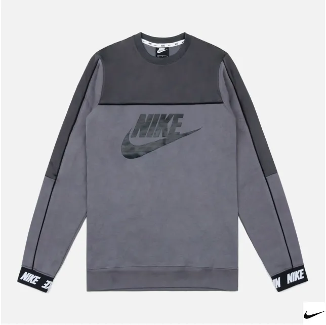 Nike  |Sweatshirts