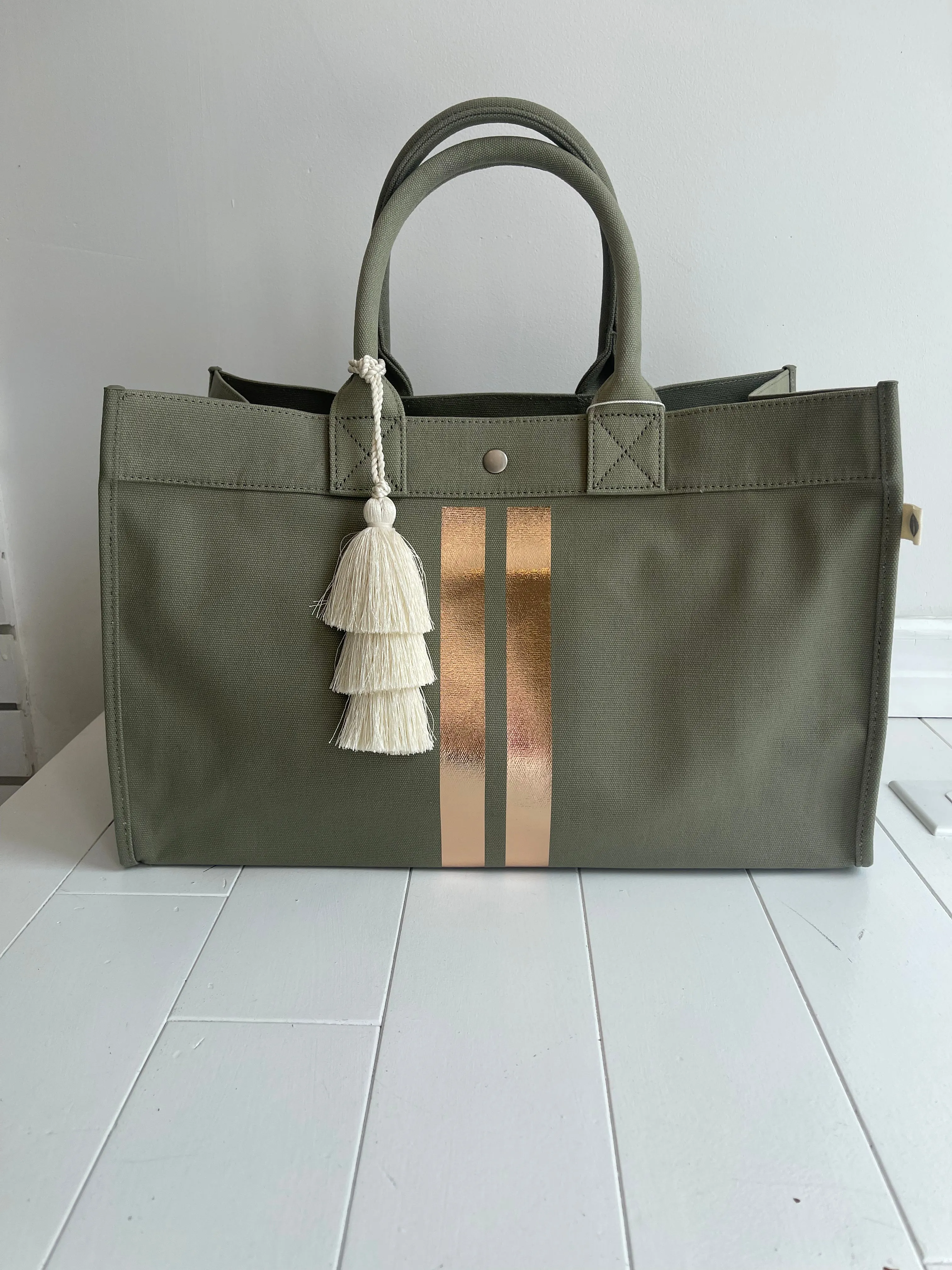 OLIVE TOTE