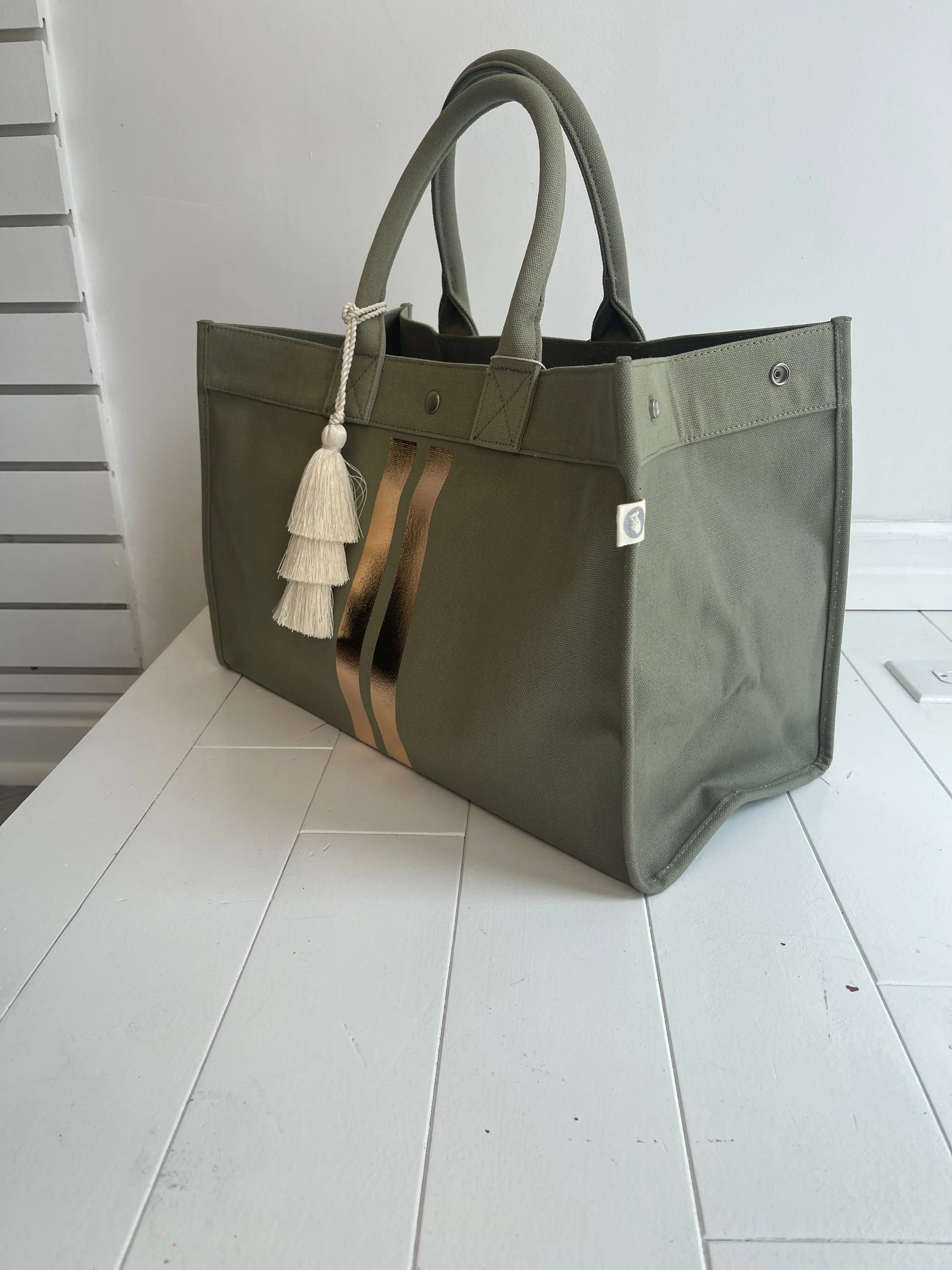 OLIVE TOTE