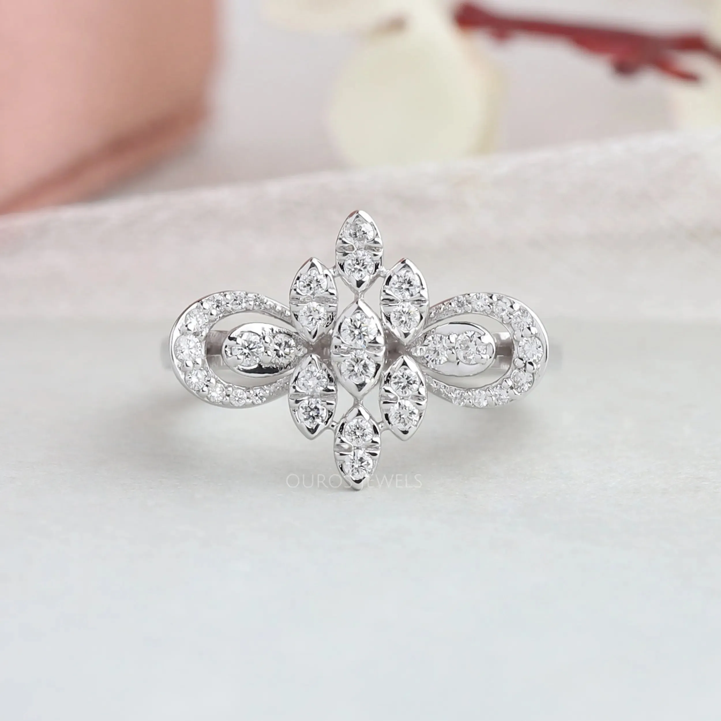 Round  Cluster Diamond  Engagement  Ring