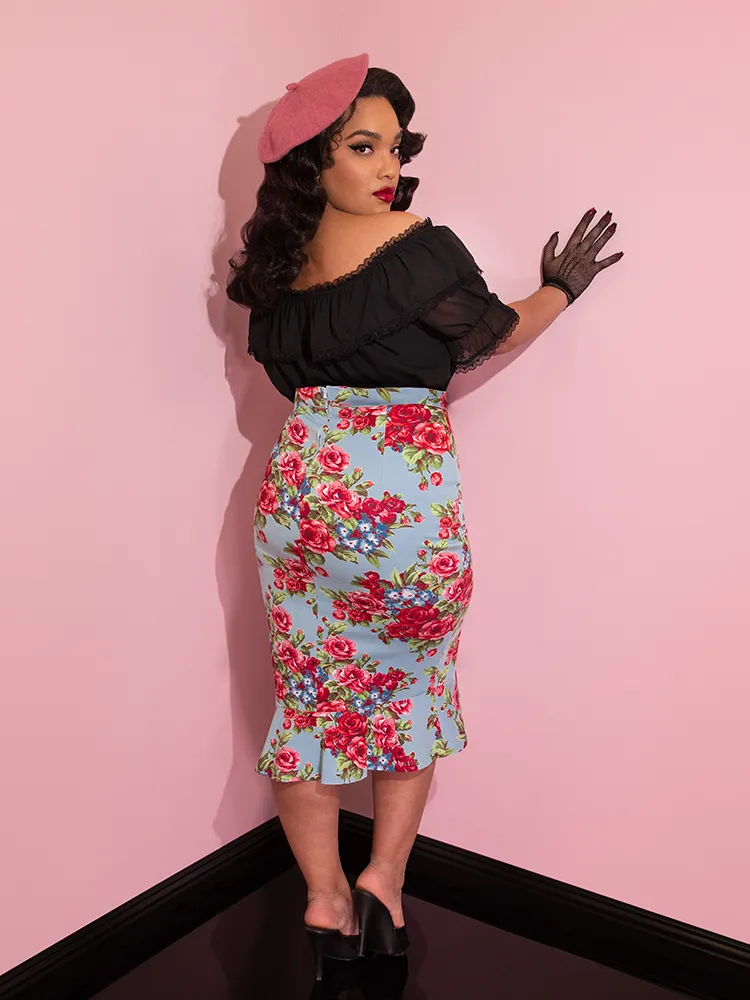 Vixen Flutter Skirt in Vintage Blue and Red Rose Print (2XL ONLY)