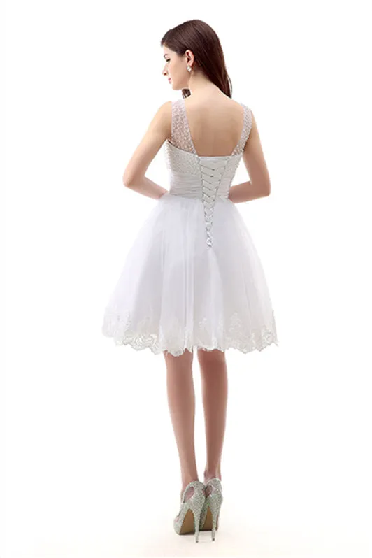 White Short Tulle Lace Knee Length Pearls Homecoming Dresses