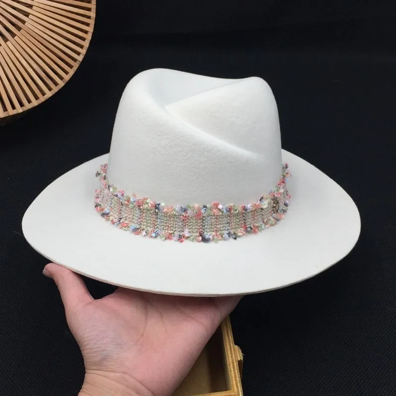 Women's England Style White Cloth Fedora Hat with Crystal Decoration